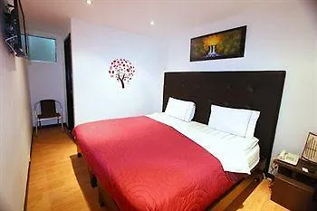 Hotel Aj Ferial Bogota