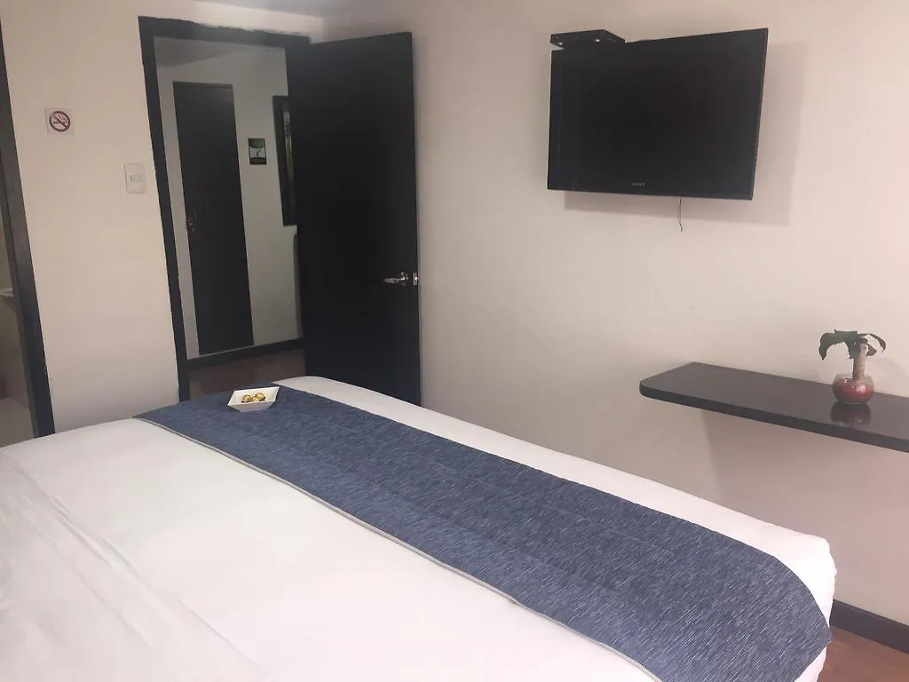Hotel Aj Ferial Bogota 3*,  Colombia